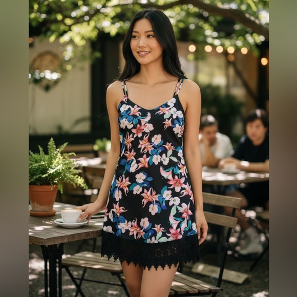 Show Me Your MuMu Dresses & Skirts - Show Me Your MuMu Black Floral Lined Mini Slip Dress Size Medium